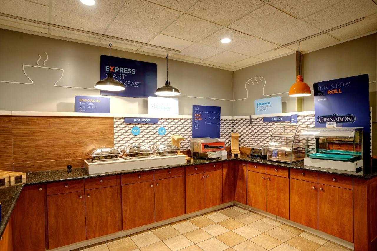 Holiday Inn Express La Plata By Ihg Zewnętrze zdjęcie